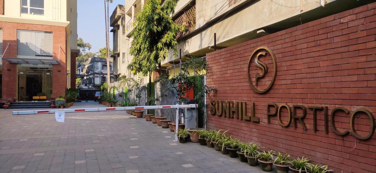 Готель Sunhill Portico Сіліґурі Екстер'єр фото